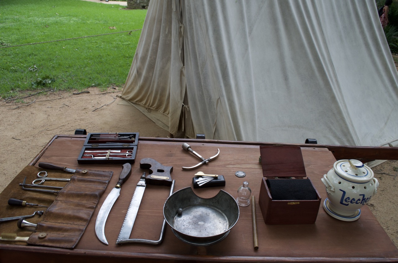 Alamo-era medical instruments