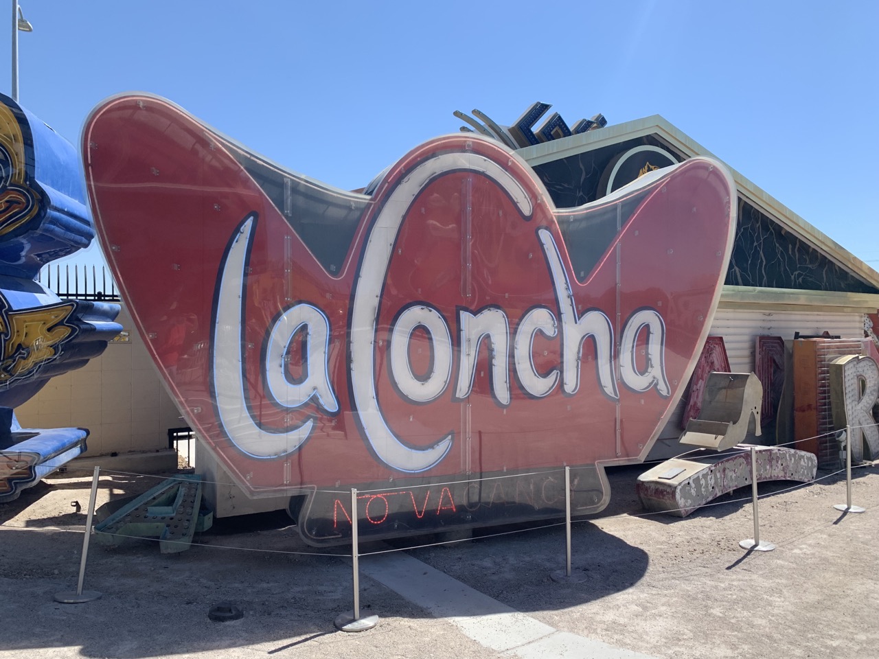 One of the early signs for La Concha.