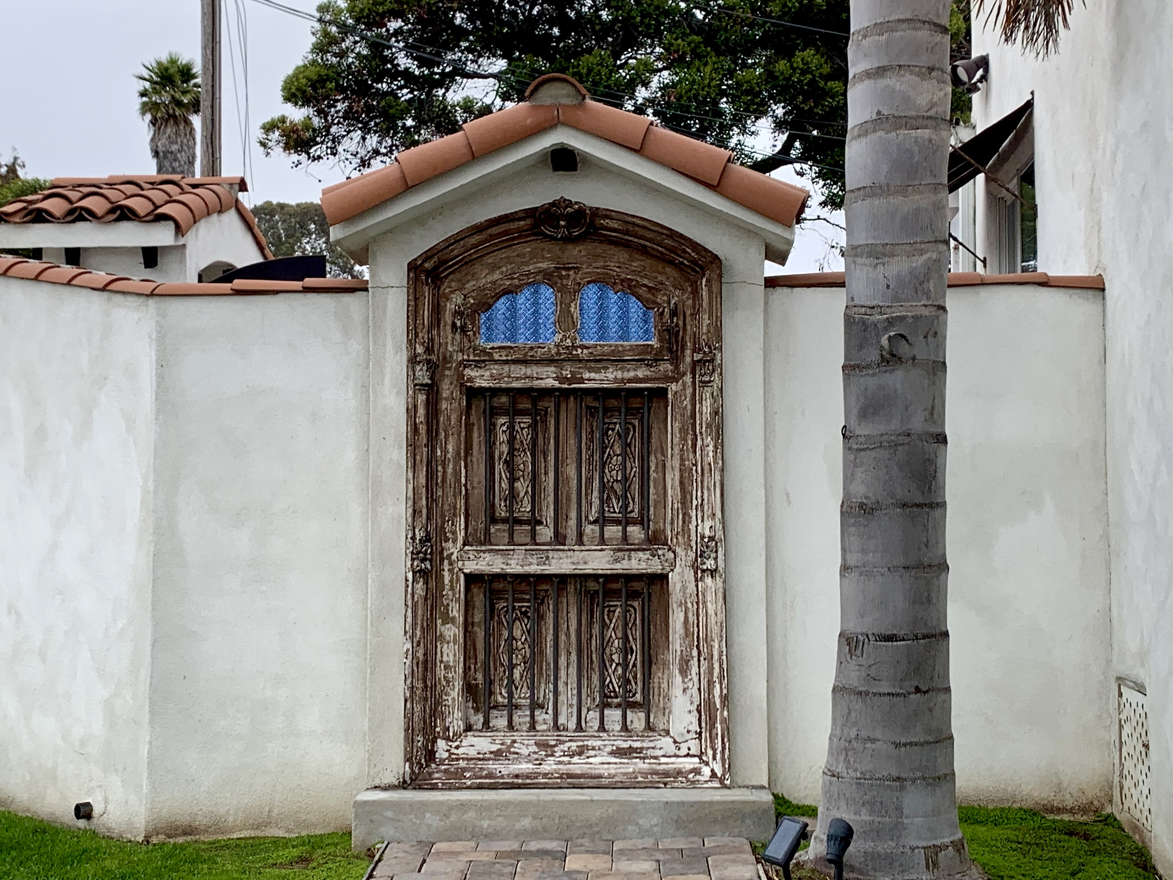 Pretty doorway, Pismo Beach.