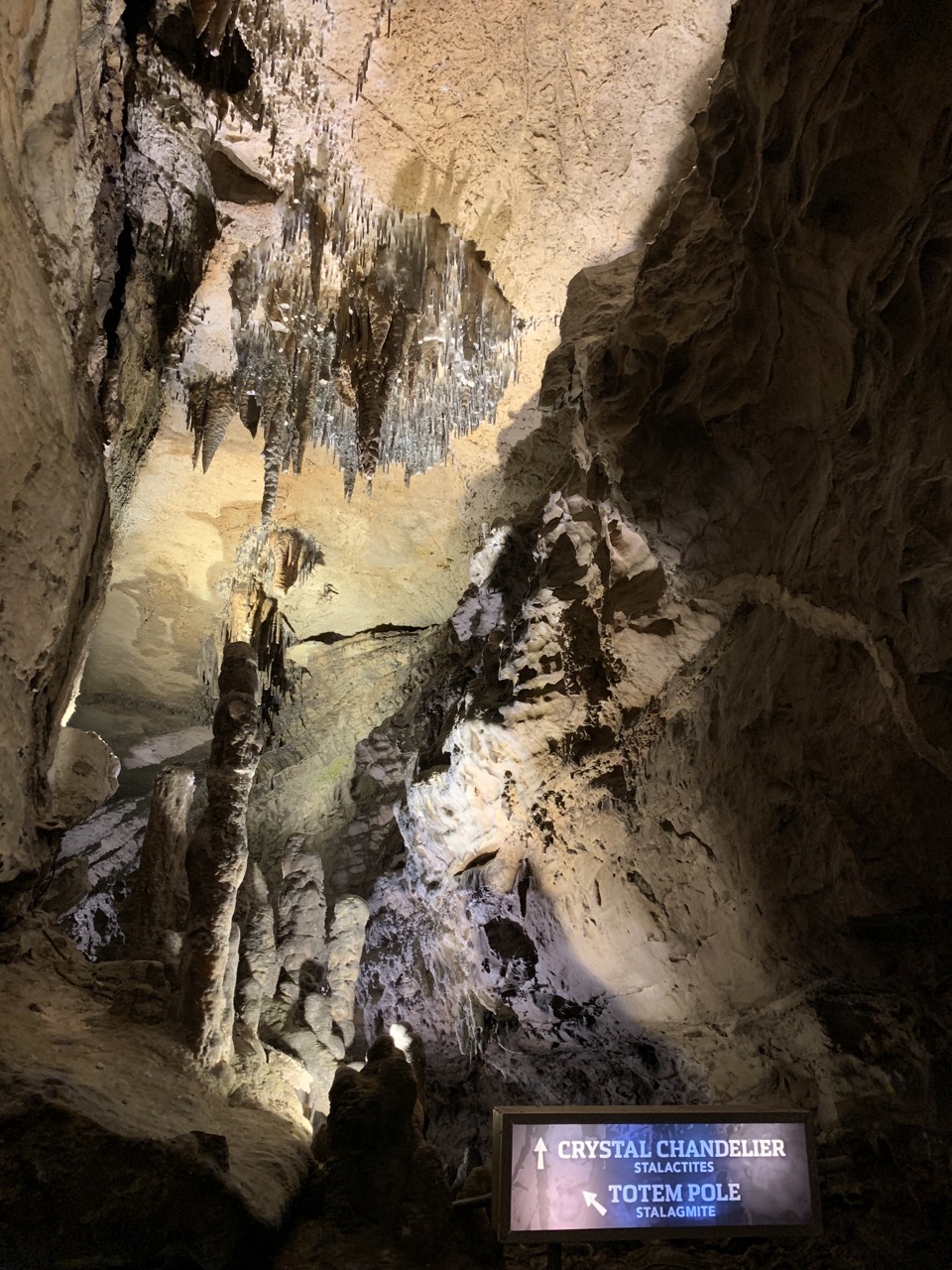 Some features of Ruby Falls Cave.